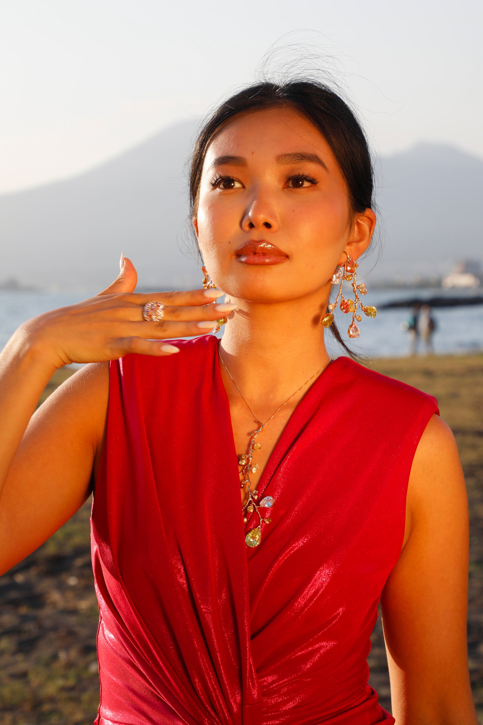 🌿 Orecchino “Rami di Luce” in bronzo con galvanica oro 18 kt